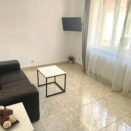 Casa Aurora 1 *