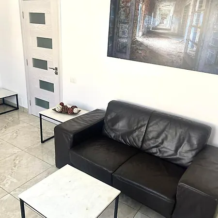 Casa Aurora 1 *